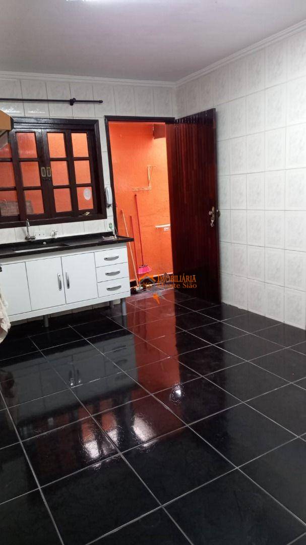 Casa à venda com 4 quartos, 220m² - Foto 9