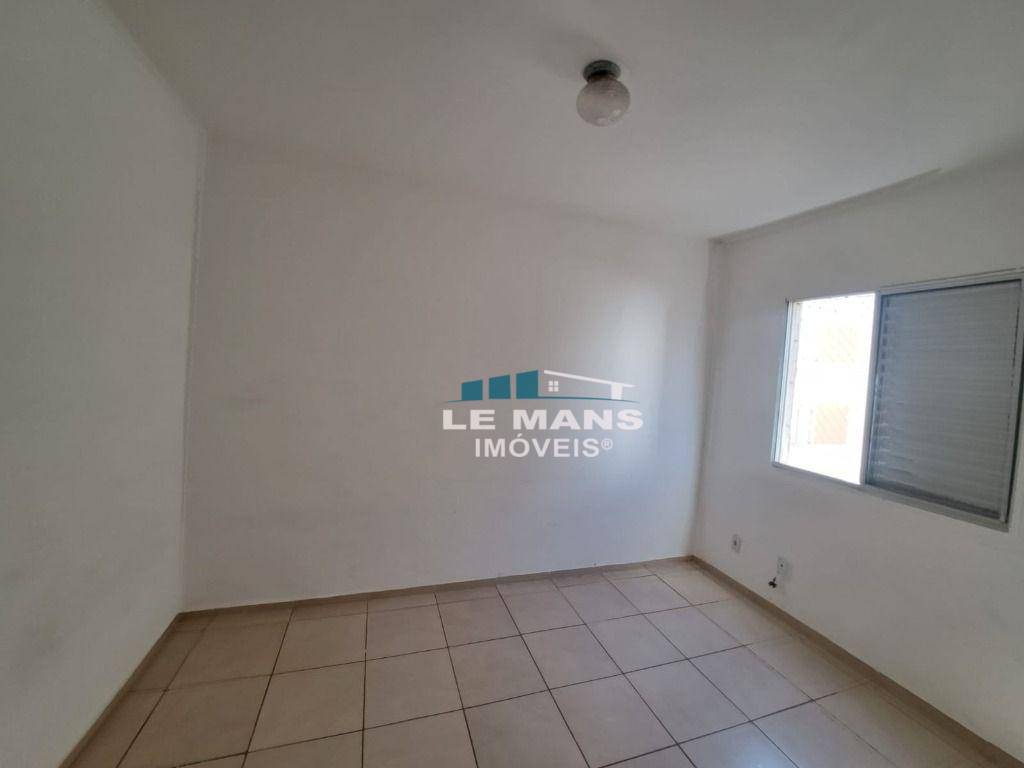 Apartamento à venda com 2 quartos, 45m² - Foto 4