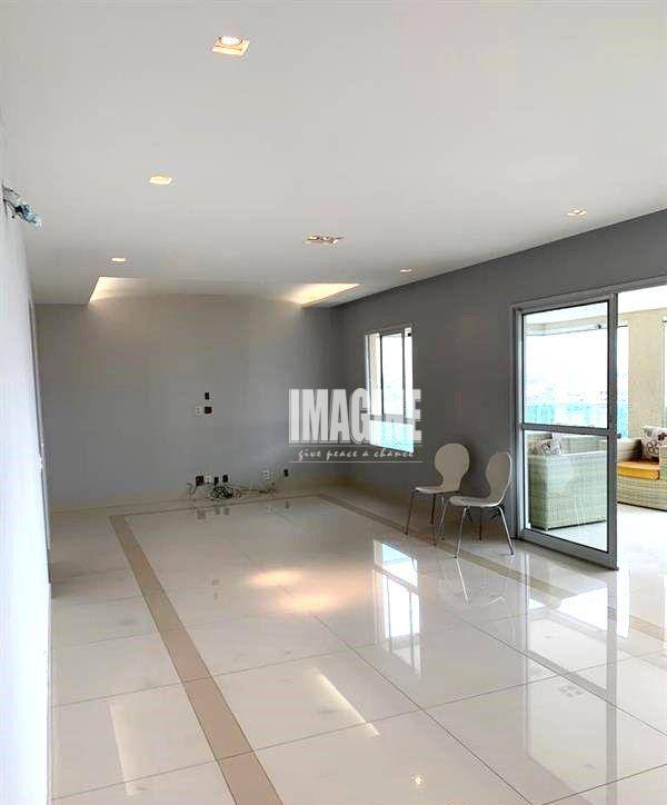 Apartamento à venda com 3 quartos, 156m² - Foto 4