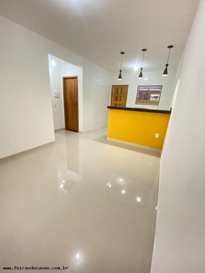 Casa à venda com 2 quartos, 120m² - Foto 4