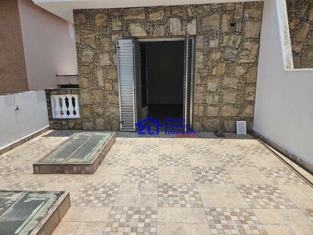 Sobrado à venda e aluguel com 3 quartos, 120m² - Foto 19