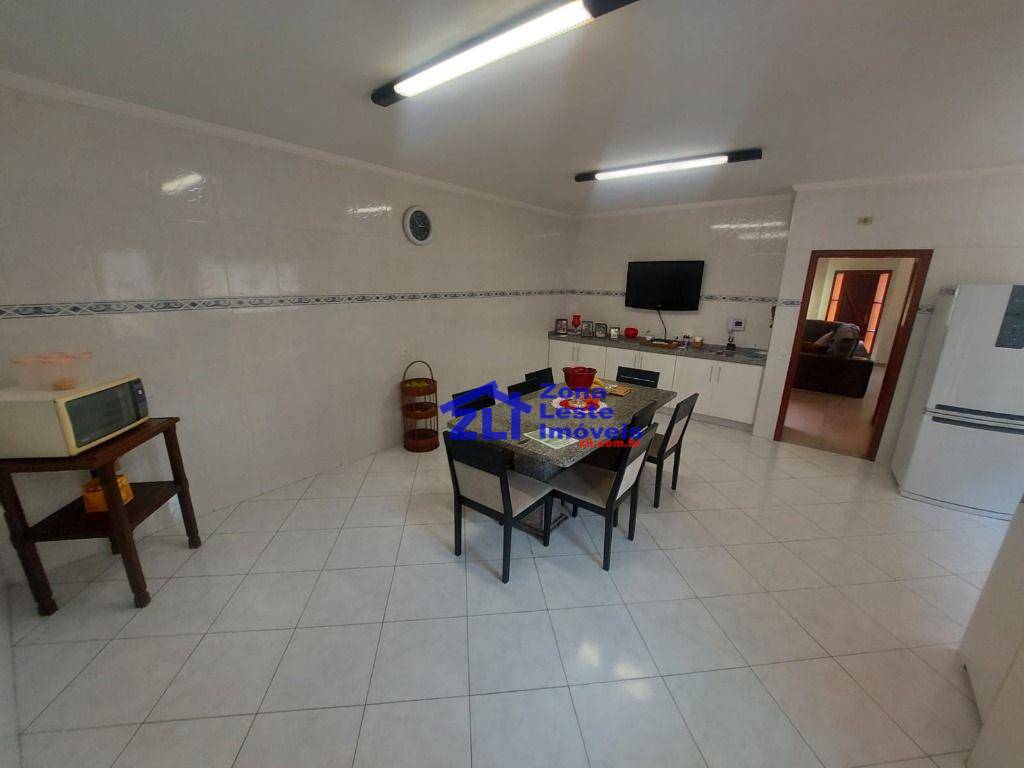 Sobrado à venda com 3 quartos, 380m² - Foto 35