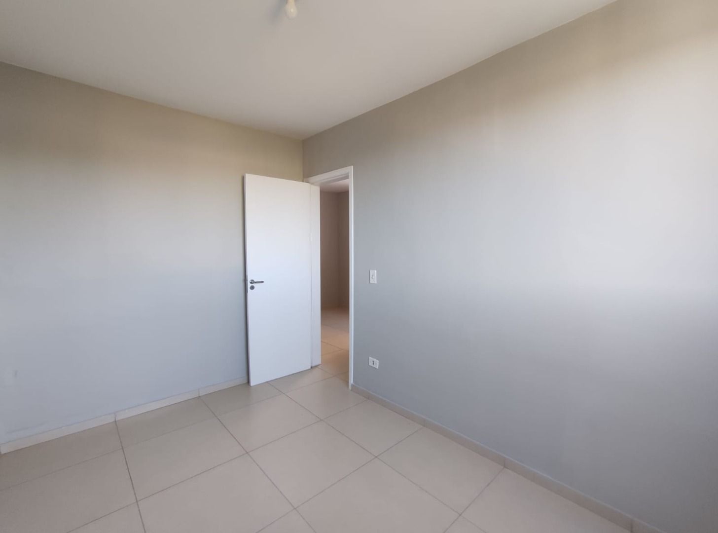 Apartamento à venda com 2 quartos, 46m² - Foto 10