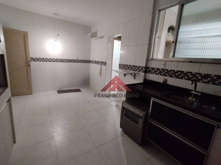 Apartamento à venda com 3 quartos, 130m² - Foto 19