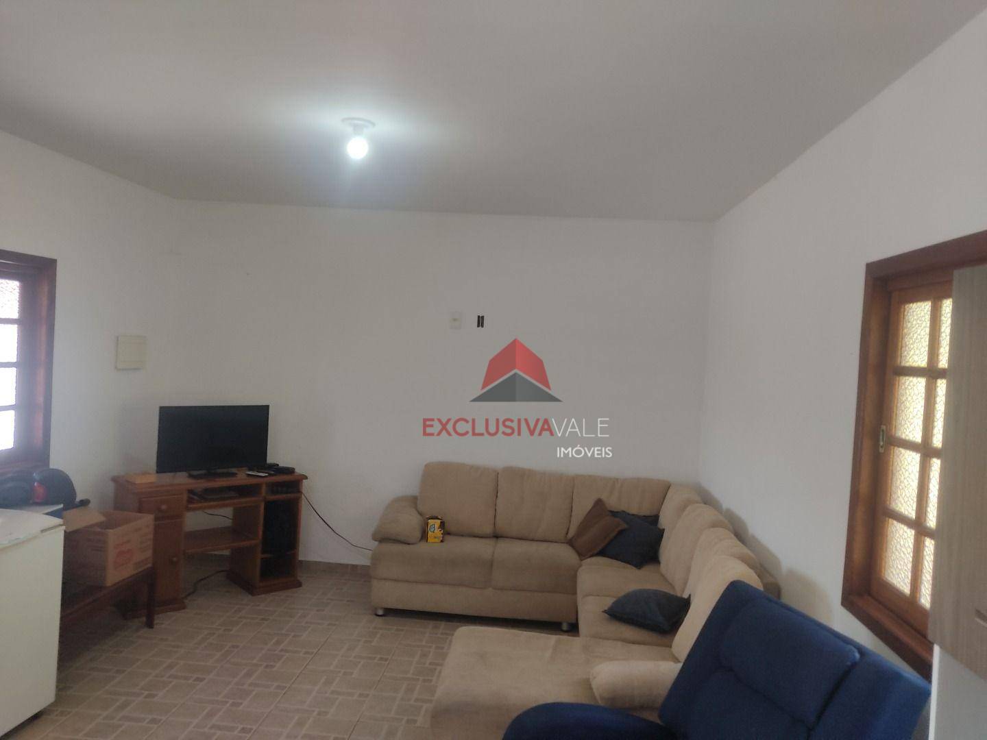 Chácara à venda com 6 quartos, 350m² - Foto 8