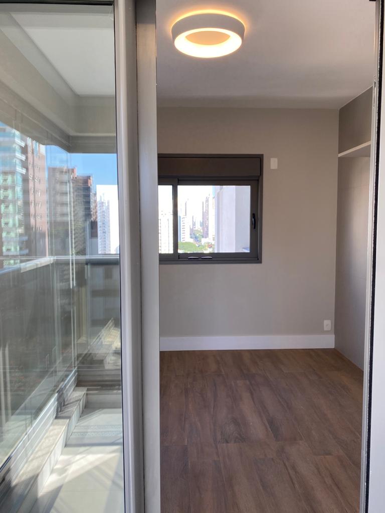 Apartamento à venda com 4 quartos, 193m² - Foto 17