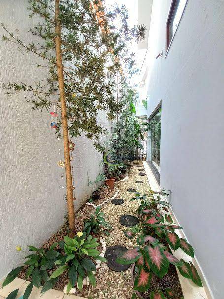Sobrado à venda e aluguel com 4 quartos, 270m² - Foto 4