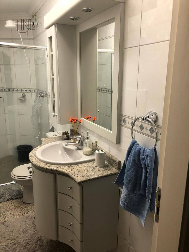 Sobrado à venda com 4 quartos, 272m² - Foto 41