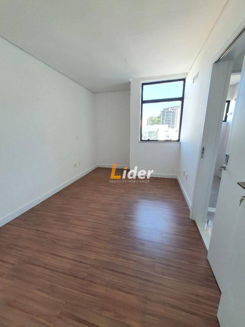 Apartamento à venda com 4 quartos, 225m² - Foto 25