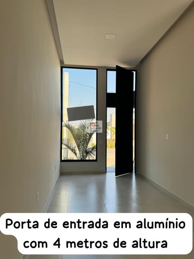 Casa de Condomínio à venda com 3 quartos, 200m² - Foto 4