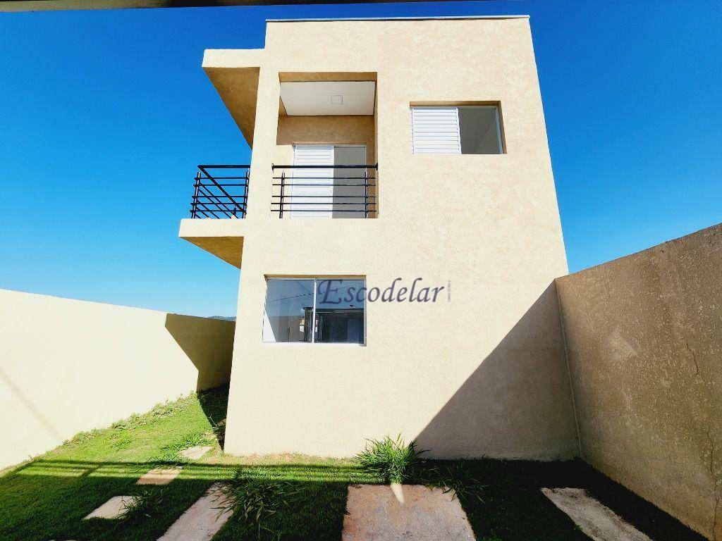 Casa à venda com 3 quartos, 107m² - Foto 1