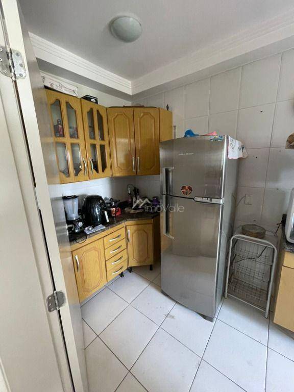 Apartamento para alugar com 3 quartos, 75m² - Foto 6