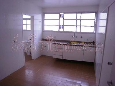 Apartamento para alugar com 4 quartos, 136m² - Foto 15