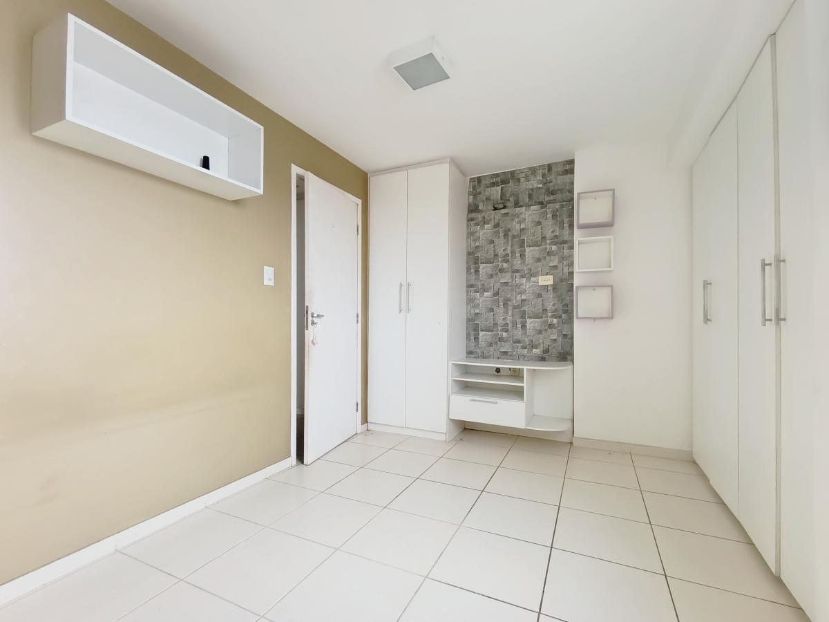 Apartamento à venda com 3 quartos, 74m² - Foto 13