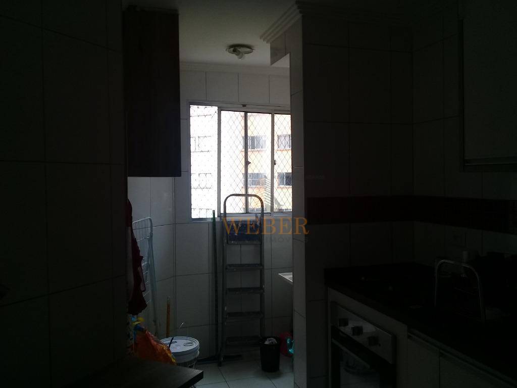 Apartamento à venda com 2 quartos, 55m² - Foto 11