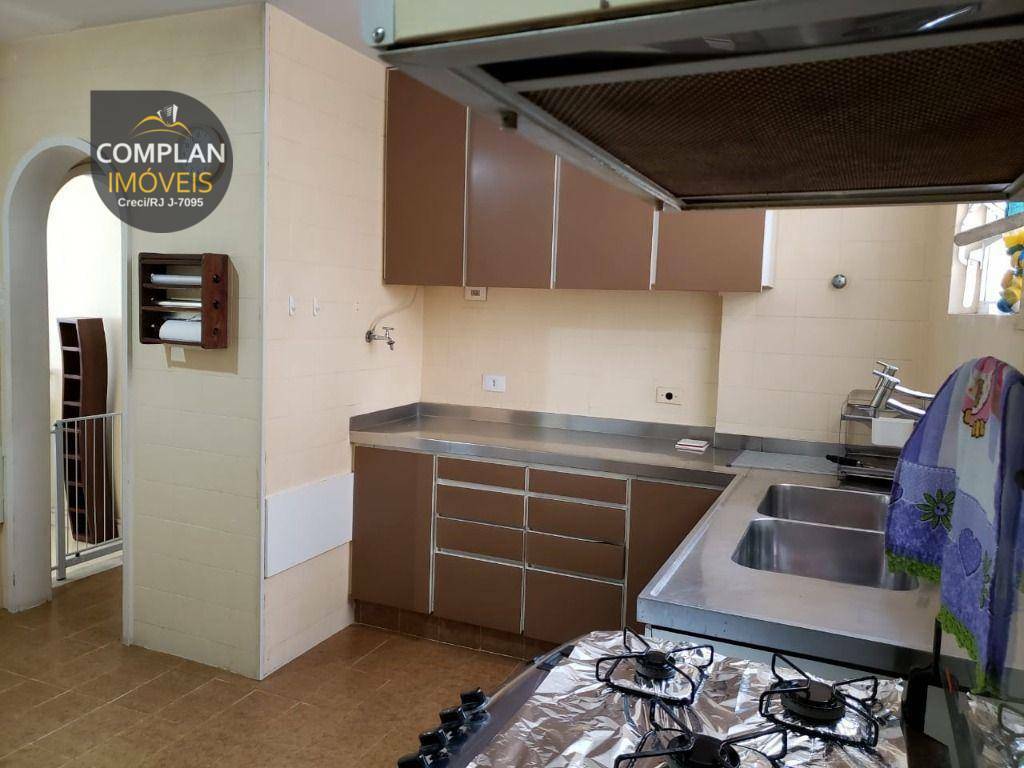 Apartamento à venda com 3 quartos, 200m² - Foto 44