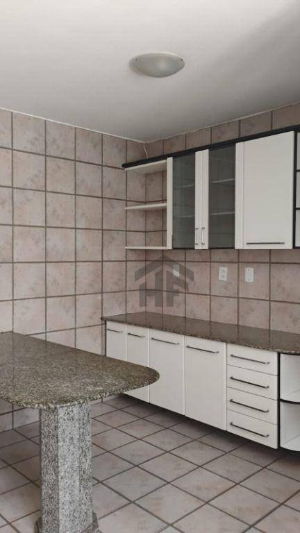 Casa à venda com 3 quartos, 240M2 - Foto 16