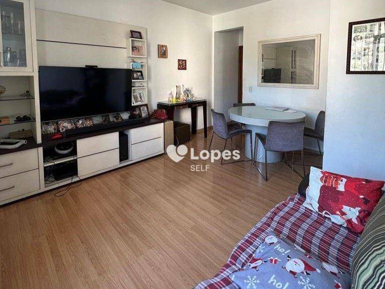 Apartamento à venda com 3 quartos, 75m² - Foto 2