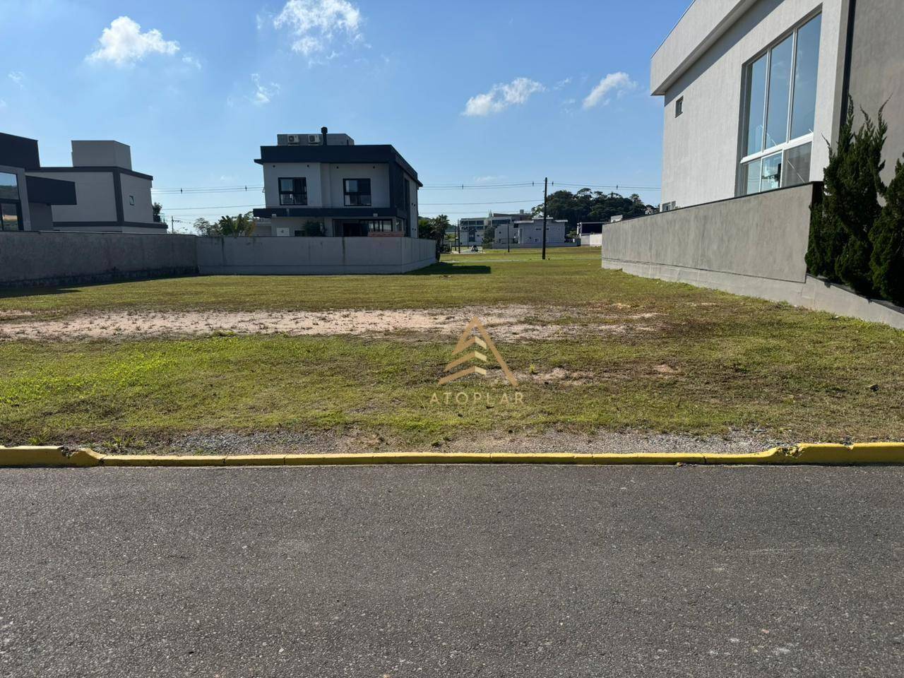 Loteamento e Condomínio, 378 m² - Foto 2