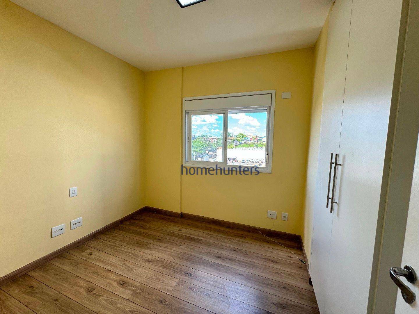 Apartamento para alugar com 2 quartos, 65m² - Foto 17