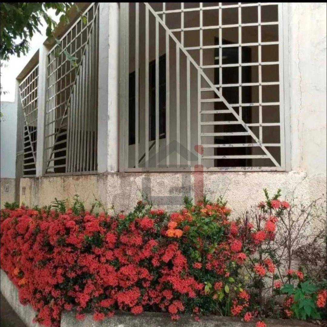 Casa, 3 quartos, 163 m² - Foto 1