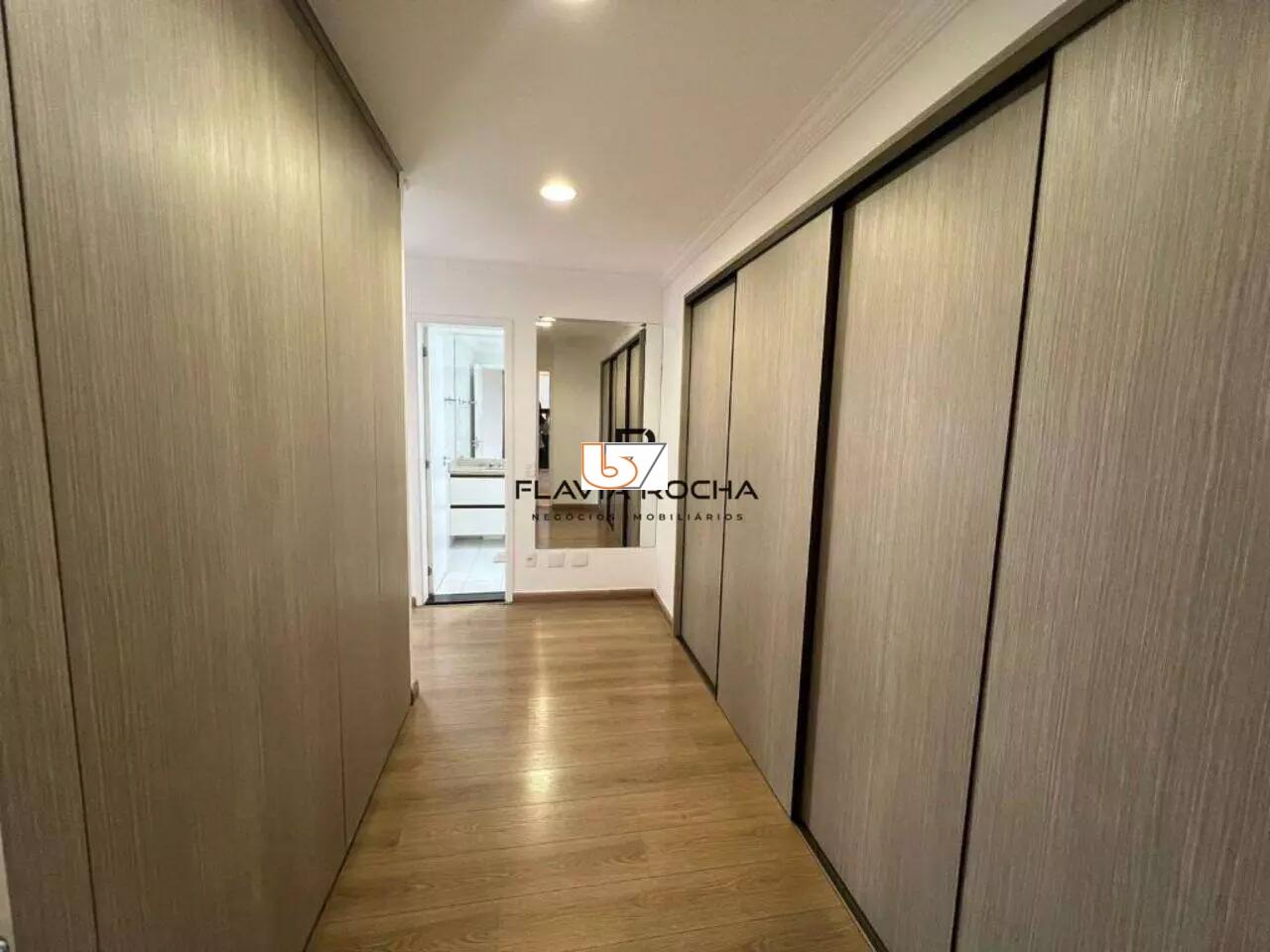 Apartamento para alugar com 3 quartos, 202m² - Foto 22