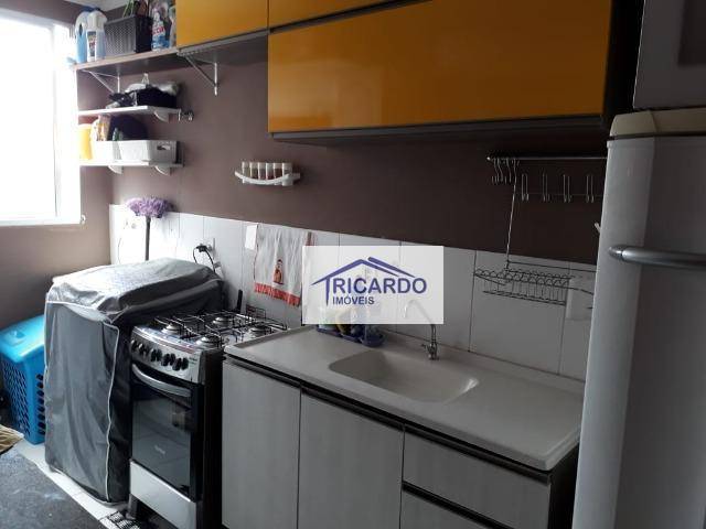 Apartamento à venda com 2 quartos, 48m² - Foto 3