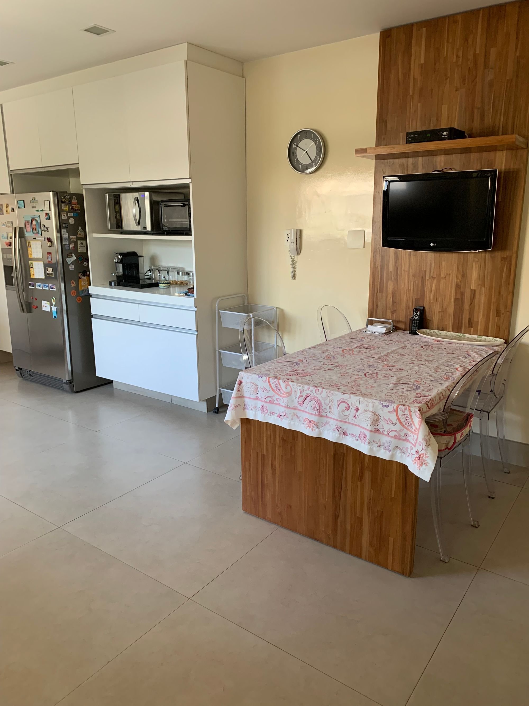 Apartamento à venda com 3 quartos, 222m² - Foto 6