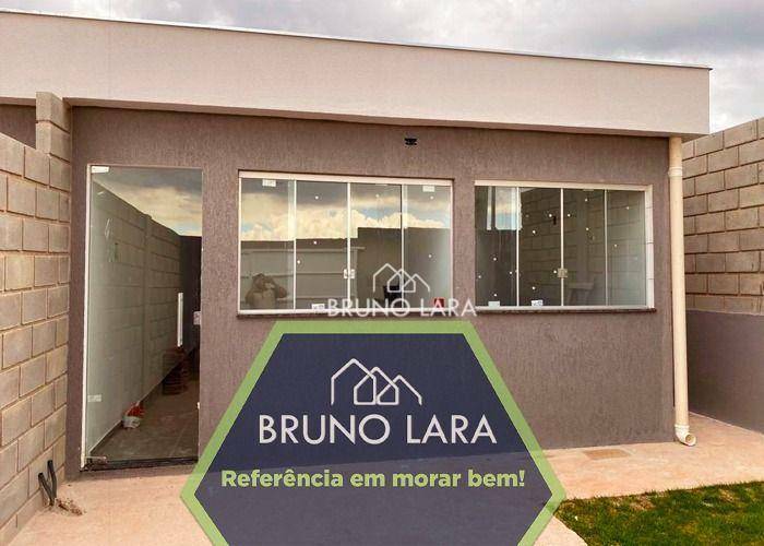 Casa à venda com 3 quartos, 65m² - Foto 1