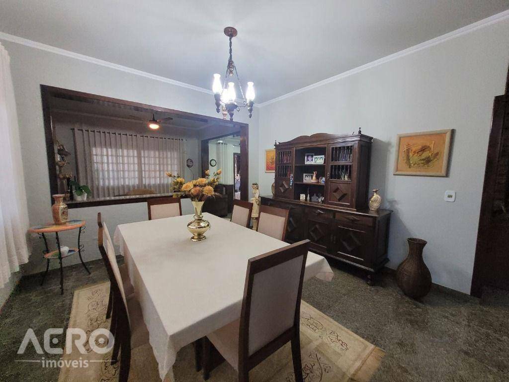 Casa à venda com 4 quartos, 363m² - Foto 39