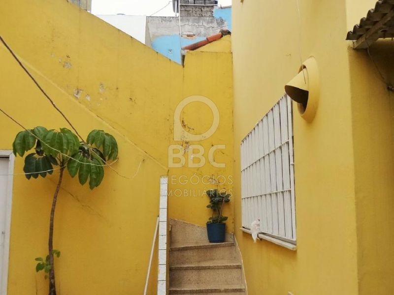 Sobrado à venda com 2 quartos, 240m² - Foto 23