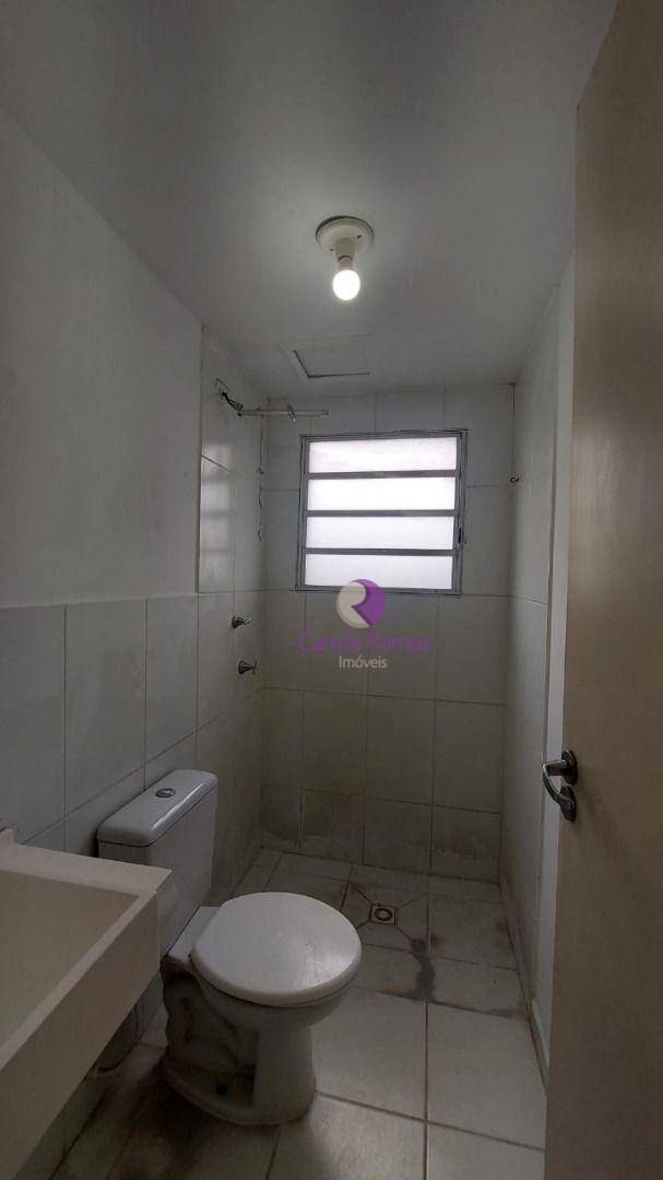 Apartamento para alugar com 2 quartos, 47m² - Foto 6