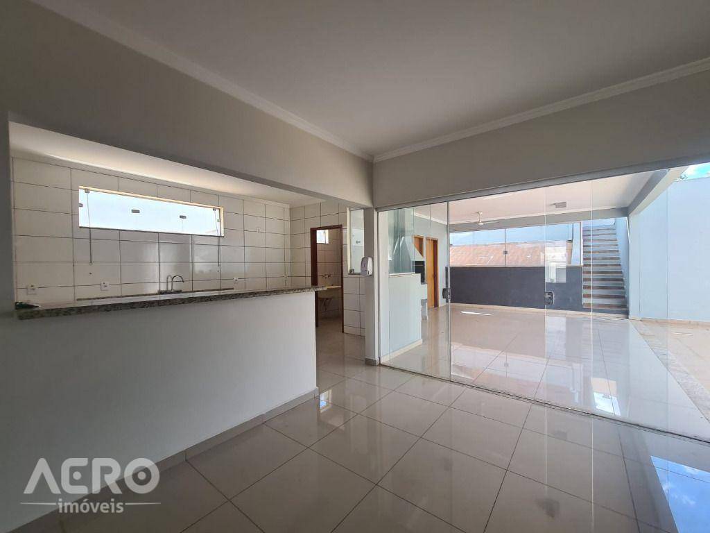 Casa à venda com 3 quartos, 247m² - Foto 15