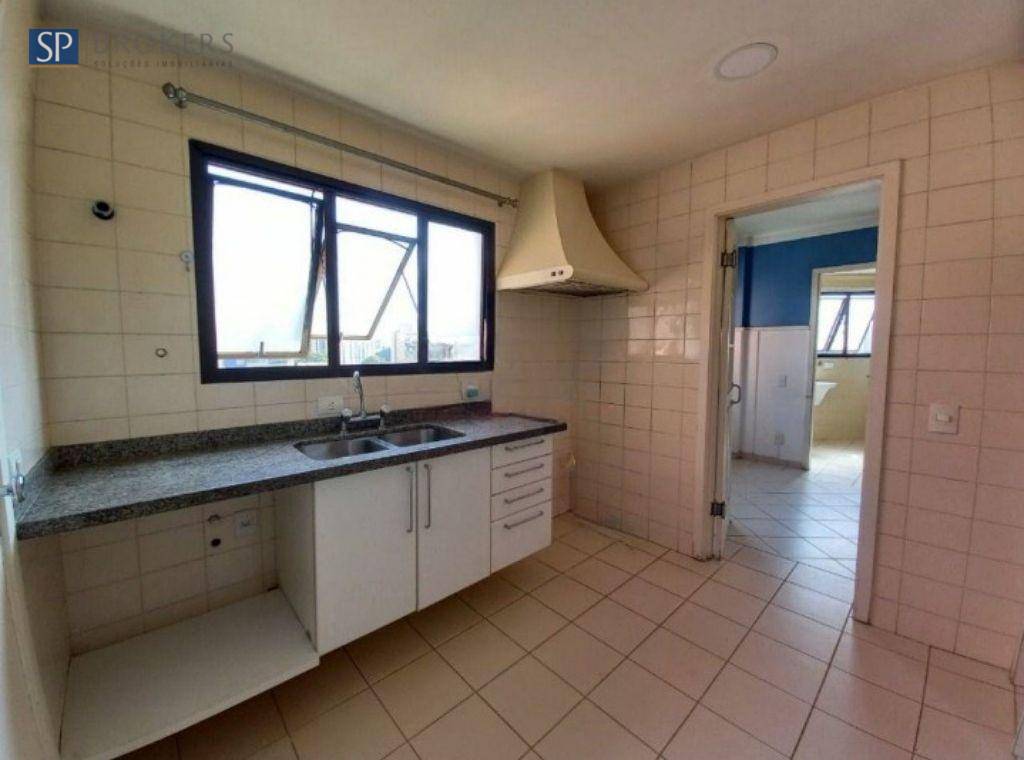 Apartamento à venda com 3 quartos, 138m² - Foto 11