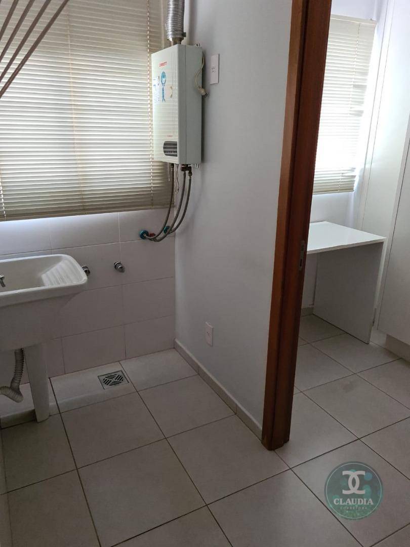 Apartamento à venda com 3 quartos, 208m² - Foto 11