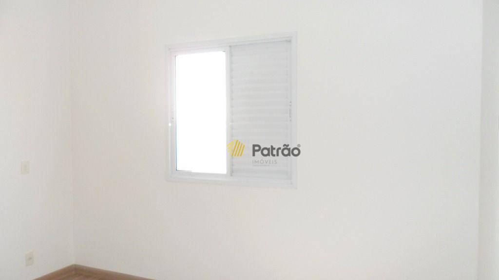 Apartamento para alugar com 2 quartos, 64m² - Foto 2