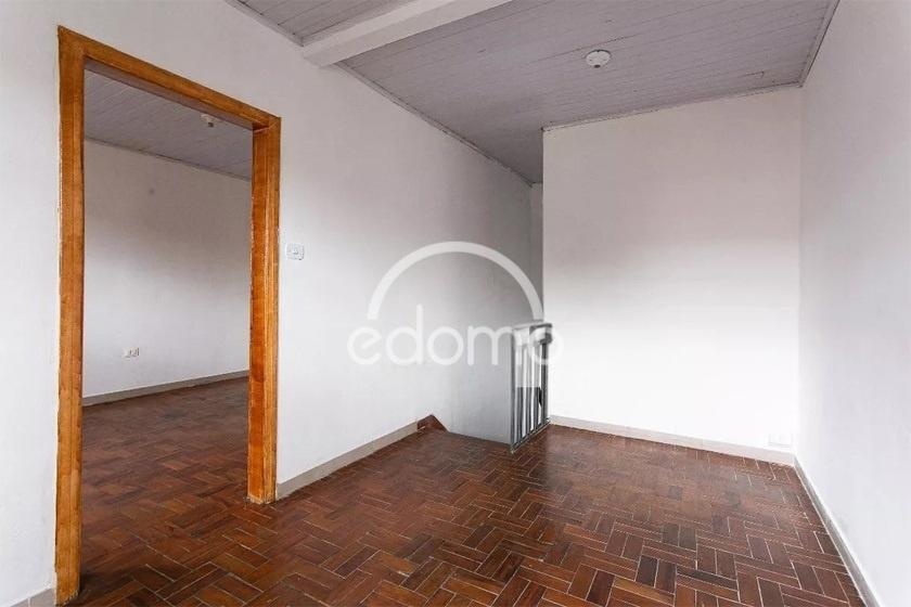 Casa para alugar com 1 quarto, 75m² - Foto 2