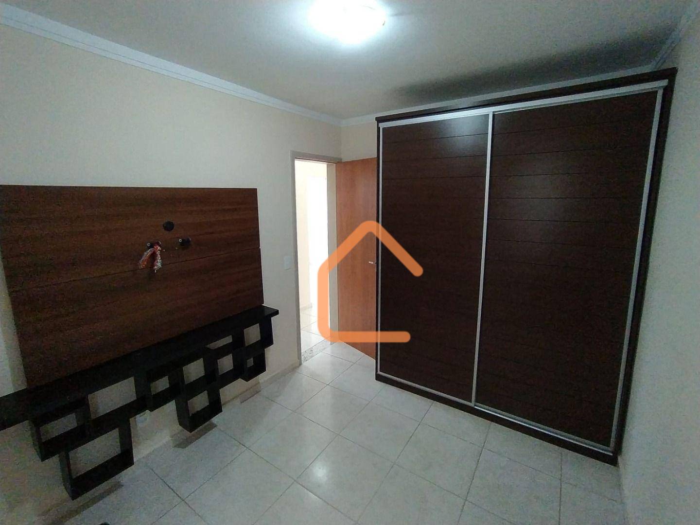 Apartamento para alugar com 2 quartos, 50m² - Foto 6