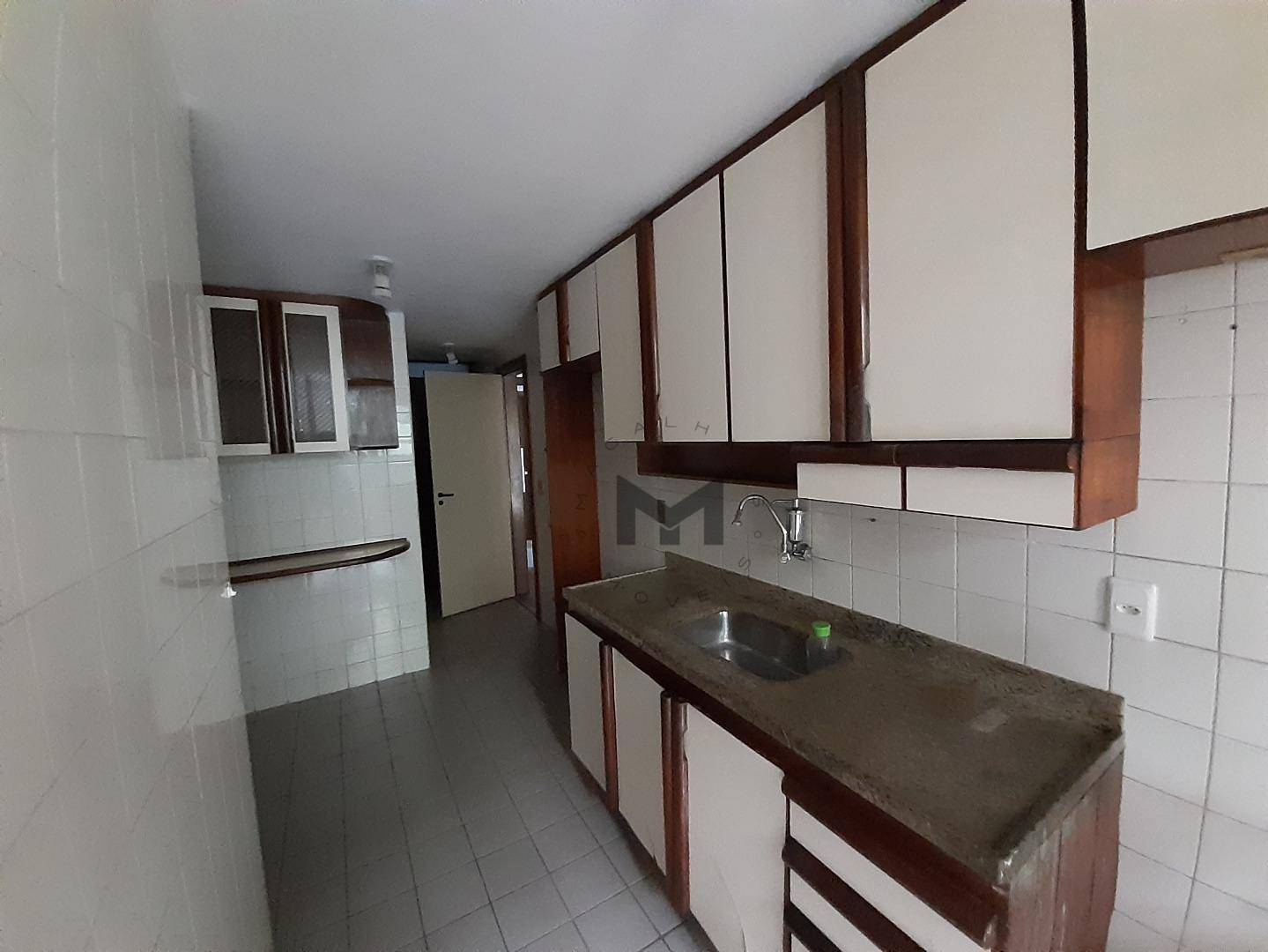 Apartamento à venda com 2 quartos, 104m² - Foto 7