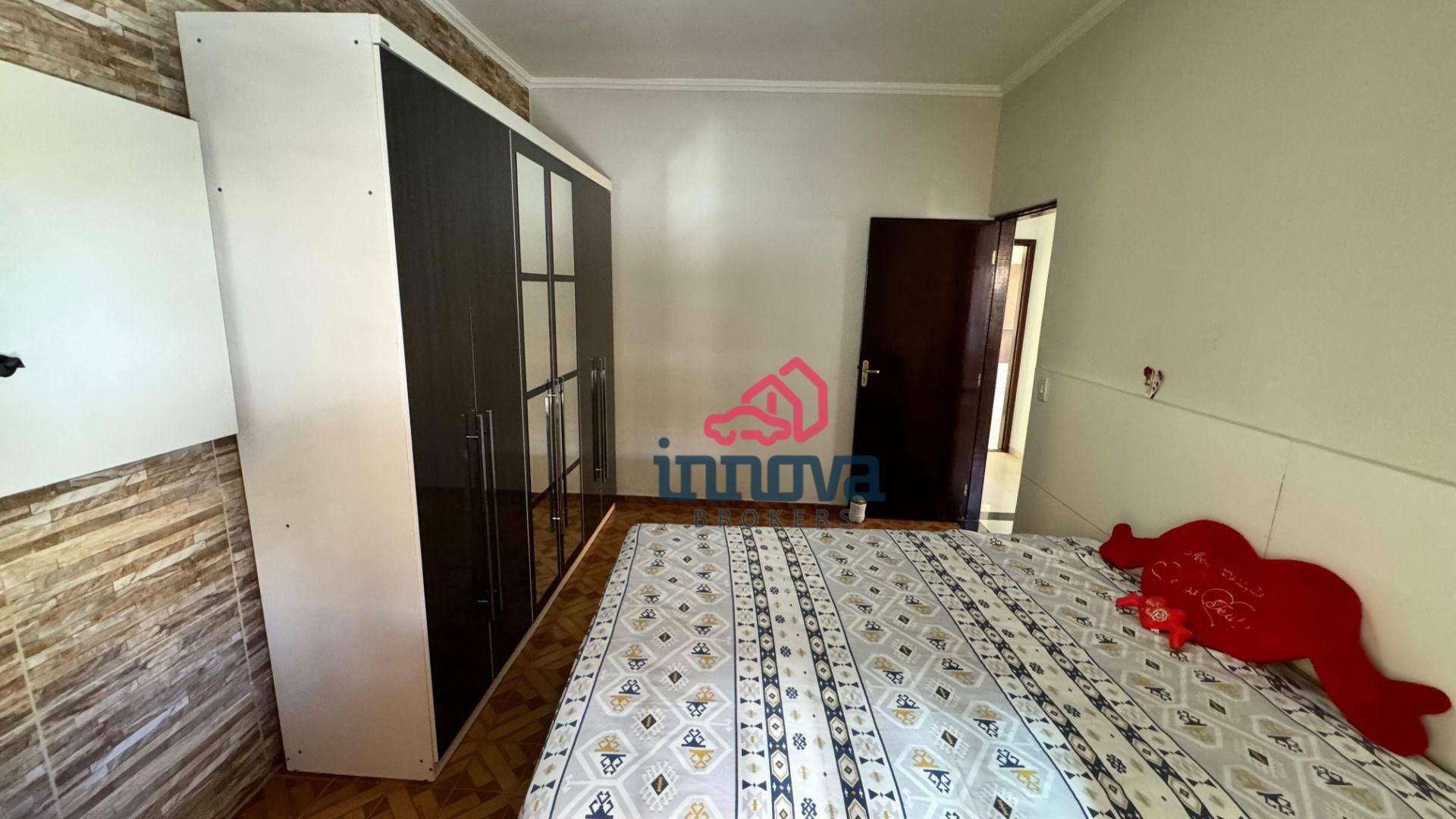 Sobrado à venda com 3 quartos, 250M2 - Foto 11