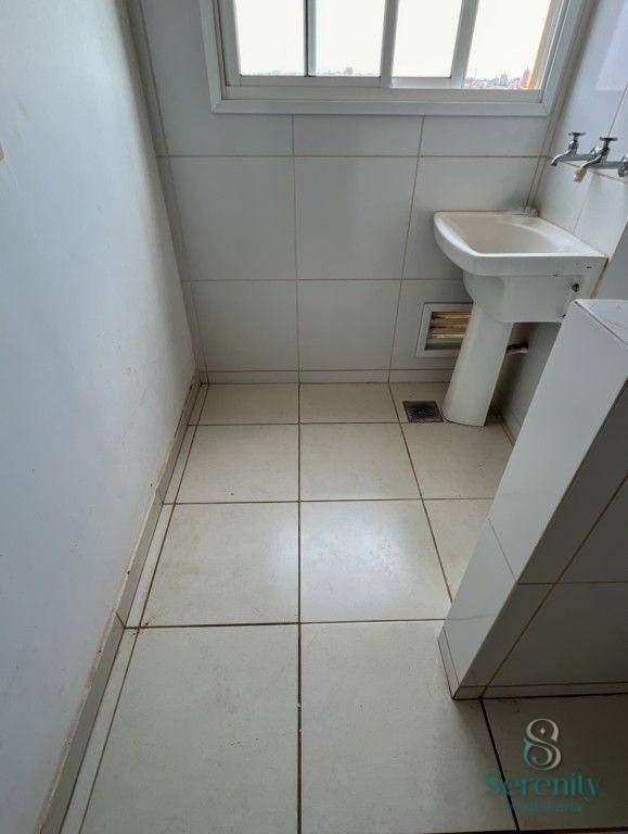 Apartamento para alugar com 3 quartos, 68m² - Foto 3