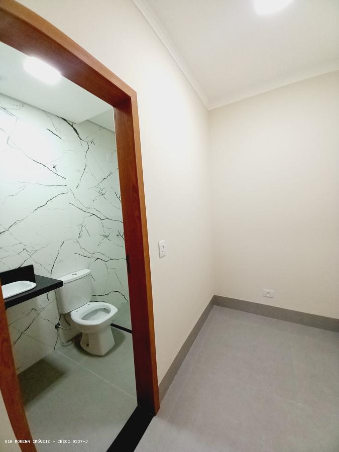 Casa à venda com 3 quartos, 276m² - Foto 11