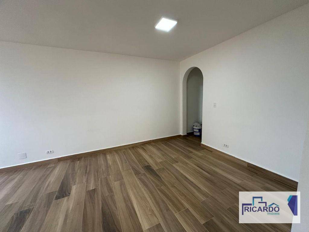 Apartamento para alugar com 3 quartos, 90m² - Foto 4