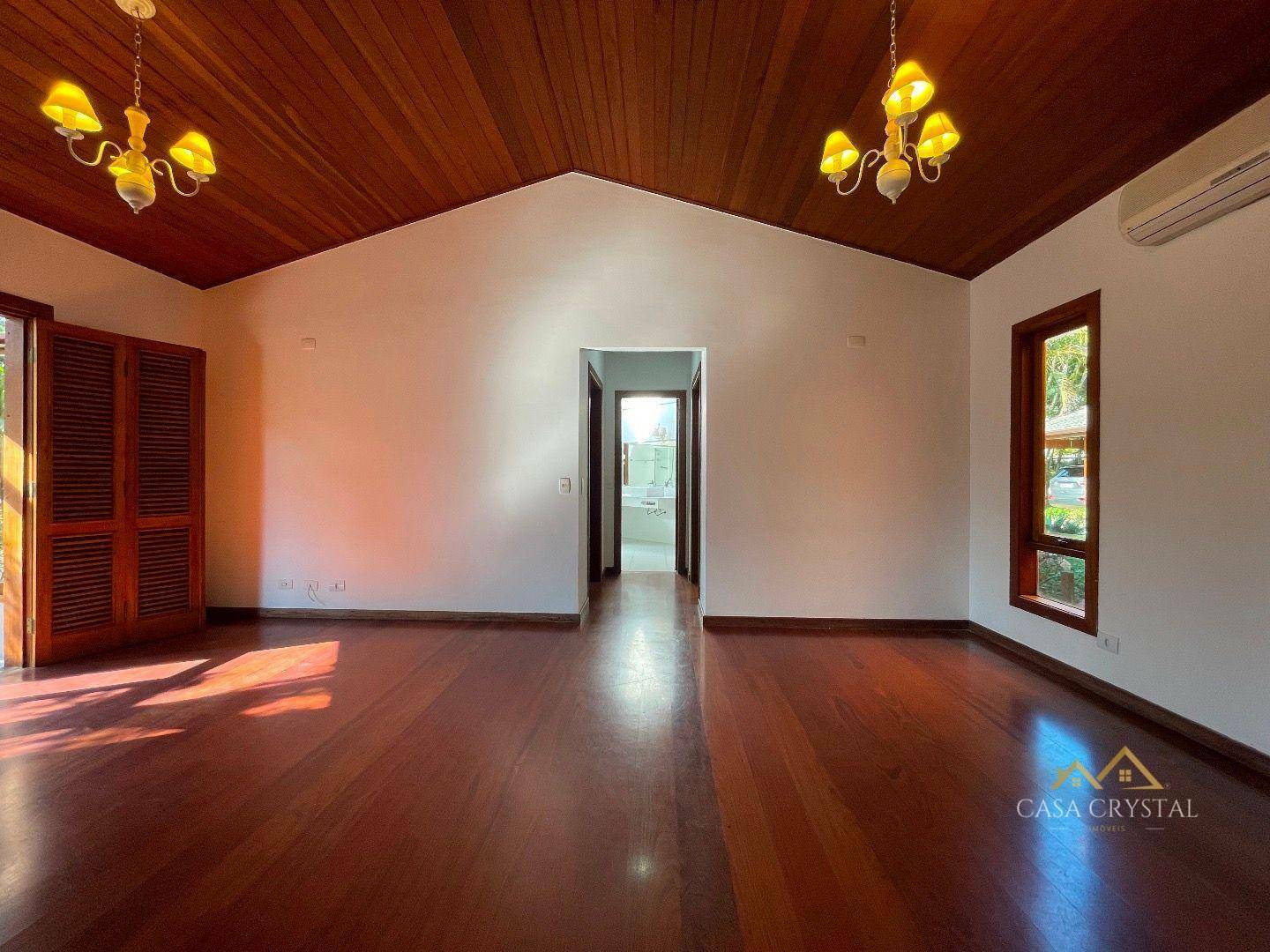 Casa de Condomínio à venda com 3 quartos, 600m² - Foto 19