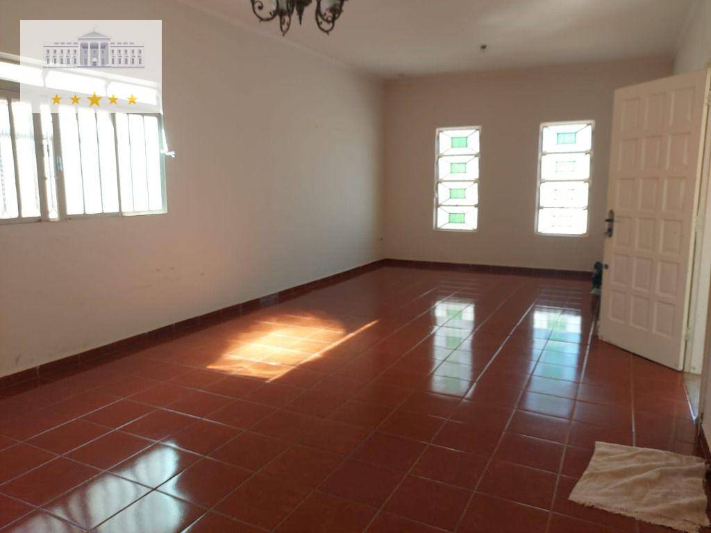 Casa à venda com 3 quartos, 237m² - Foto 12