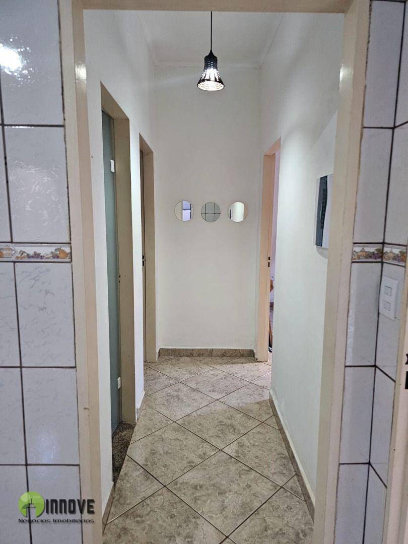 Casa à venda e aluguel com 2 quartos, 90m² - Foto 12