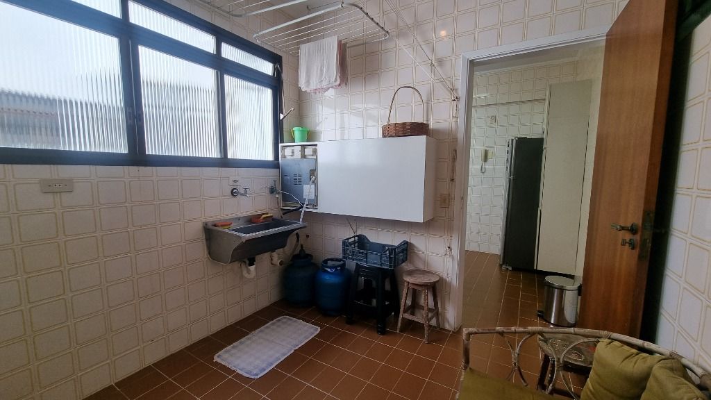 Apartamento à venda com 3 quartos, 99m² - Foto 26