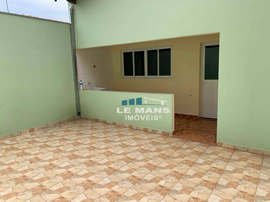 Casa à venda com 3 quartos, 211m² - Foto 15