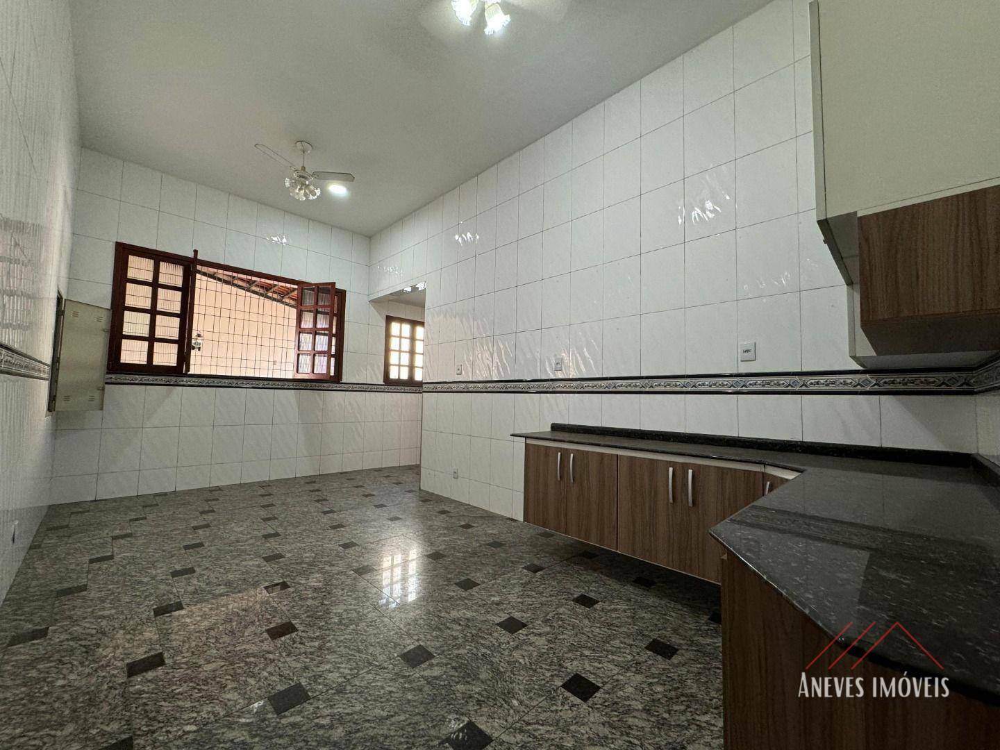 Casa de Condomínio para alugar com 4 quartos, 10m² - Foto 22