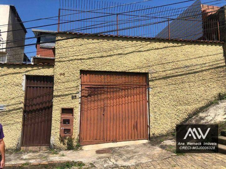 Casa de Condomínio à venda com 4 quartos, 230m² - Foto 2